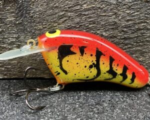 John Hott Lures - Hott Hicky - Custom Balsa Crankbait - Spring Craw Color