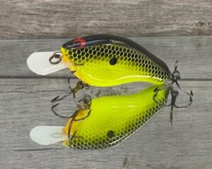 Greenfish Tackle - Stray Dog - Custom Balsa Crankbait - Chartreuse Black Back Color
