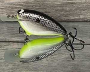 Black Label Balsa - Bacon - Balsa Crankbait - Hot Date Color