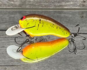 Black Label Balsa - Sandman - Custom Balsa Crankbait - Chartreuse Root Beer Color - Zoom WEC Sand Flea