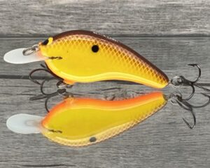 Black Label Balsa - Slim Series - Custom Balsa Crankbait - Hot Mustard Color
