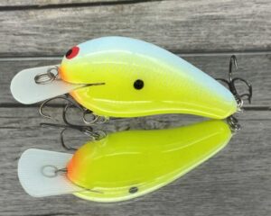 Black Label Balsa - Wobbler - Custom Balsa Crankbait - Chartreuse Powder Blue Color