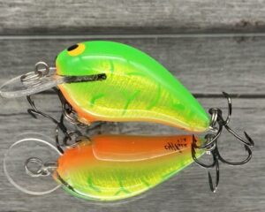 Black Label Balsa - Rumble-Signature Series - Balsa Crankbait - Foiled Lime Coach Dog Color