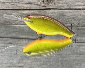 Black Label Balsa - Tapout - Custom Balsa Crankbait - Chartreuse Root Beer Color