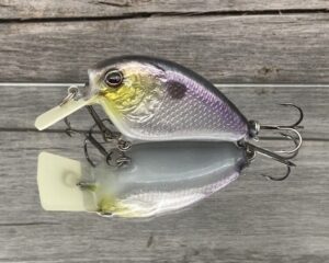 The Lure Forge - 2.2 Wobbler Squarebill Crankbait - Lavender Shad Color