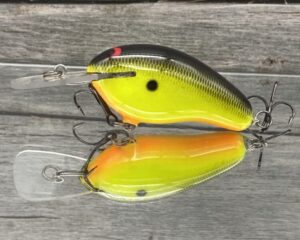 Black Label Balsa - Prowler MR - Custom Balsa Crankbait - Chartreuse Black Back Color