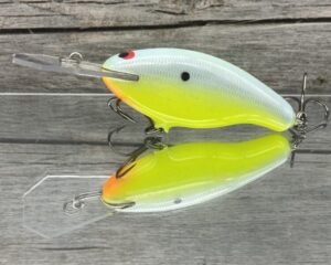 Black Label Balsa - Tapout - Custom Balsa Crankbait - Candy Dolphin Color