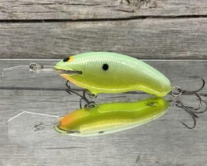 Black Label Balsa - Tapout Jr - Signature Series Custom Balsa Crankbait - Foiled Faded Dolphin Color