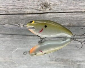 Black Label Balsa - Tapout - Signature Series Custom Balsa Crankbait - Foiled Olive Shad Color
