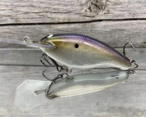 Black Label Balsa - Tapout - Signature Series Custom Balsa Crankbait - Foiled Herring Color