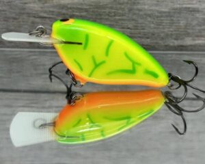 Black Label Balsa - Bacon MR - Balsa Crankbait - Lime Coach Dog Color