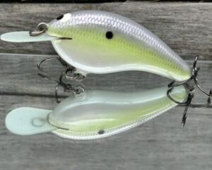 Black Label Balsa - Slim Series - Custom Balsa Crankbait - Sexy Lavender Color