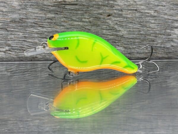 Black Label Balsa – Shiver 5 Shallow – Custom Balsa Crankbait – Lime Coach Dog color